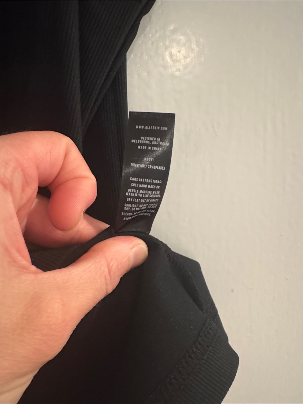 ALLFENIX NWT Ribbed Active Tank in Black | Size Large - Picture 6 of 7